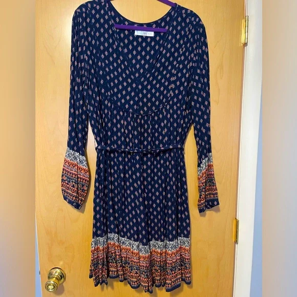 Time and Tru | Dresses | Navy Boho Longsleeved Dress | Poshmark